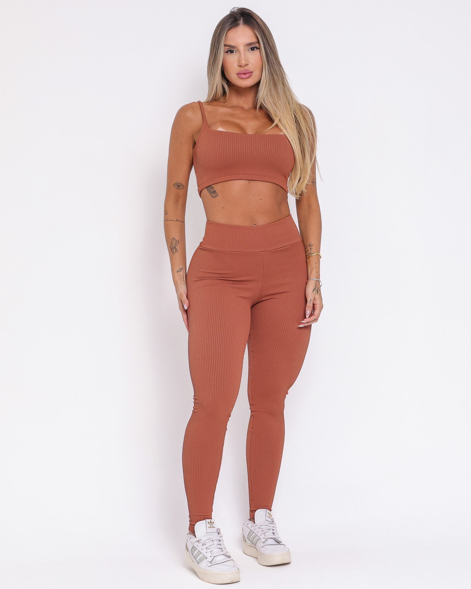 Conjunto Legging Básico Textura Valência + Top Bruna